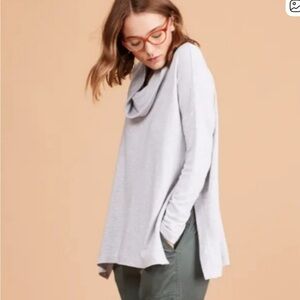 Lou & Grey Light Gray Sweater